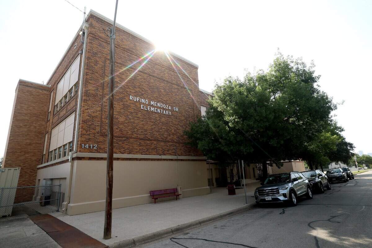 Rufino Mendoza Elementary School is one of the 19 low-performing schools that make up Fort Worth Independent School District's new ELEVATE network. The ELEVATE schools will receive additional resources and staffing.